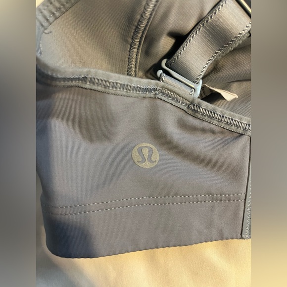 Lululemon Ta Ta tamer Bra 32DD Light Blue - Picture 5 of 7